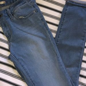 Levi Jeans Skinny (25)